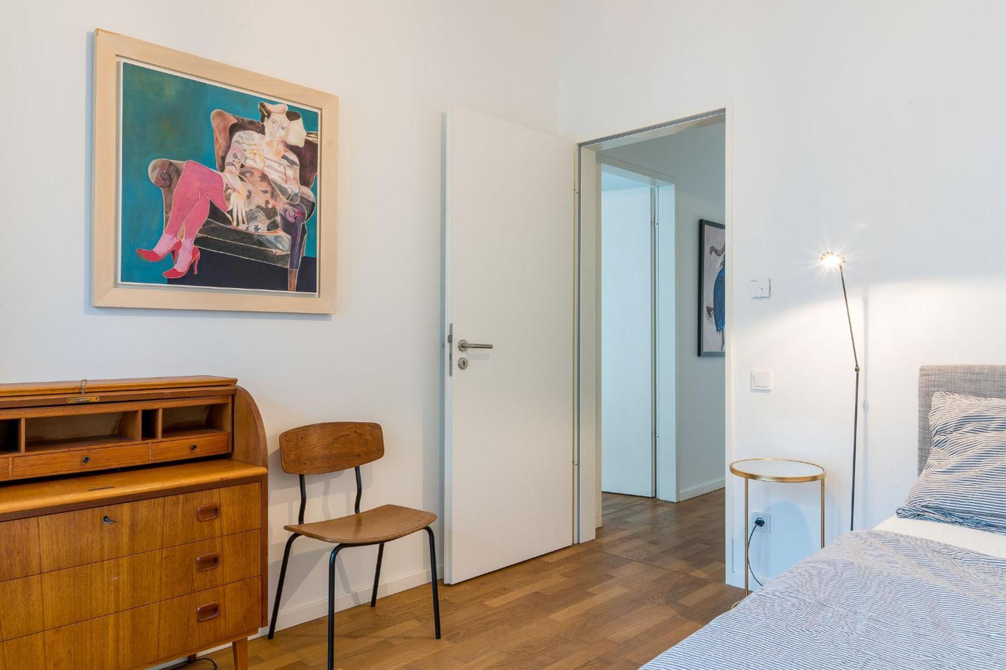 Appartement 2 Bedroom Mauerpark-apartment, Mitte View Calendar *