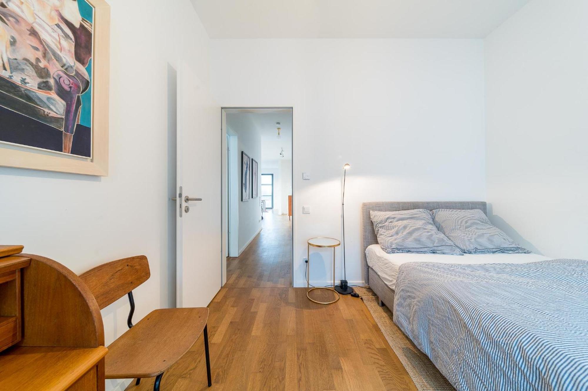 Appartement 2 Bedroom Mauerpark-apartment, Mitte View Calendar