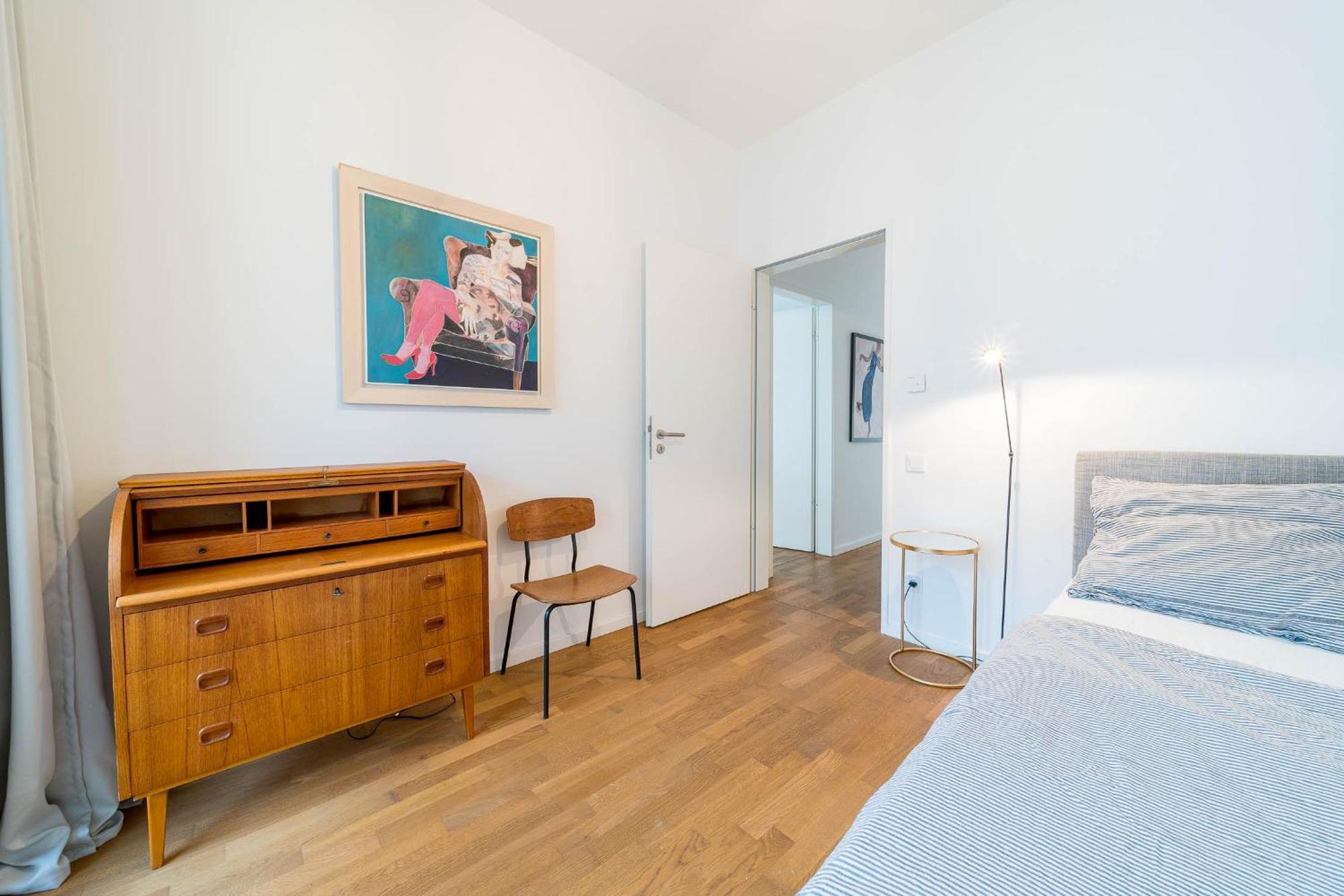 Appartement 2 Bedroom Mauerpark-apartment, Mitte View Calendar Berlijn